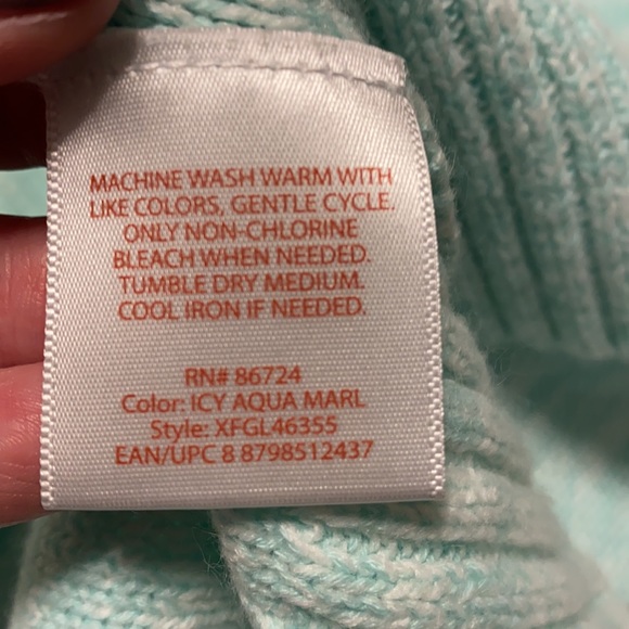 Faded Glory sweater bundle - Picture 6 of 15